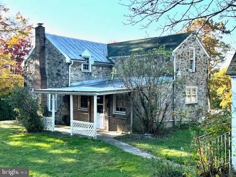Primary image of 196 Skyline Drive, Reading, PA 19606