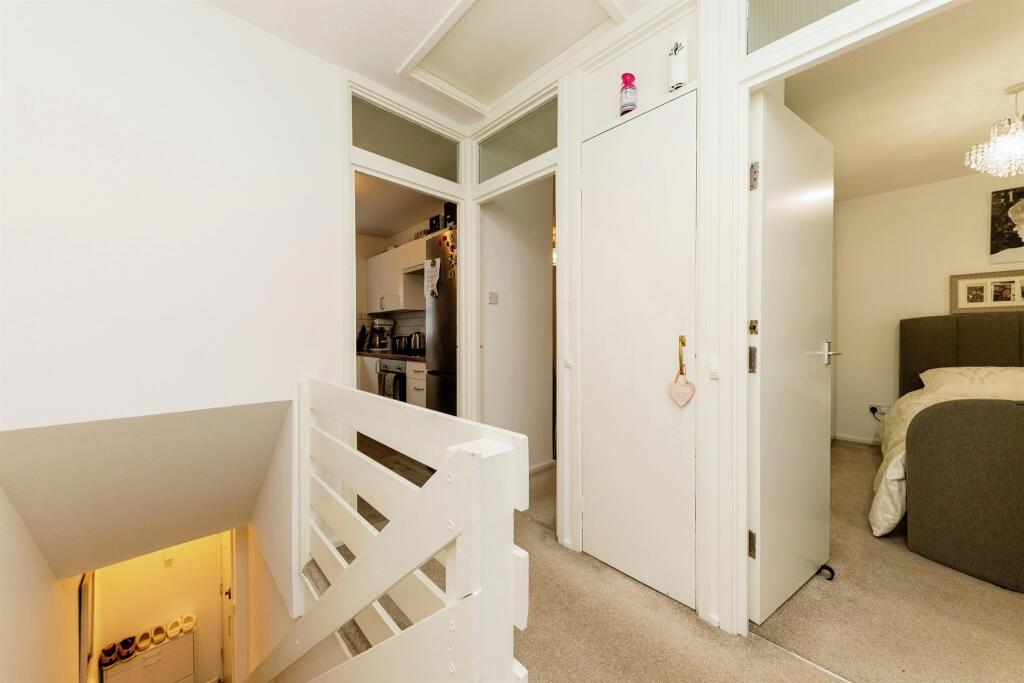 Additional image 14 of Woodhall Lane, Welwyn Garden City