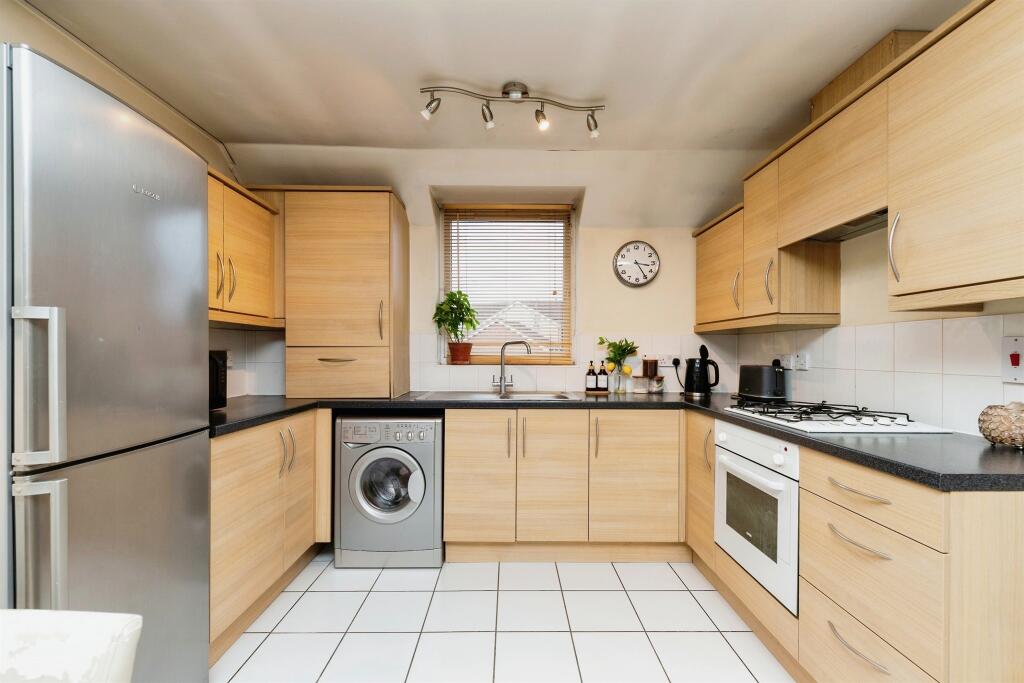 Additional image 9 of Eddington Crescent, WELWYN GARDEN CITY