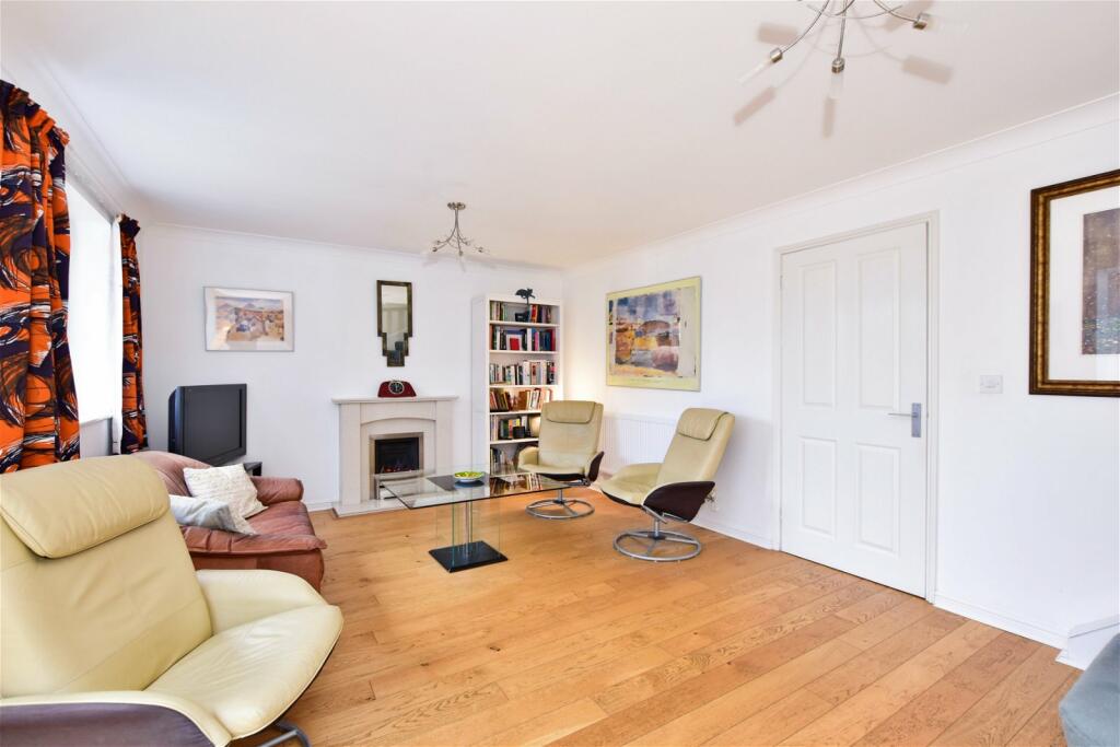 Additional image 4 of Hamlet Close, Bricket Wood, St. Albans, AL2 3PP