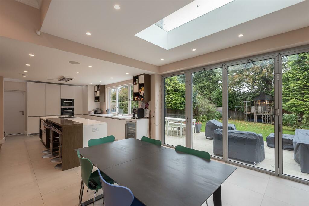 Additional image 6 of Moreton Avenue, Harpenden