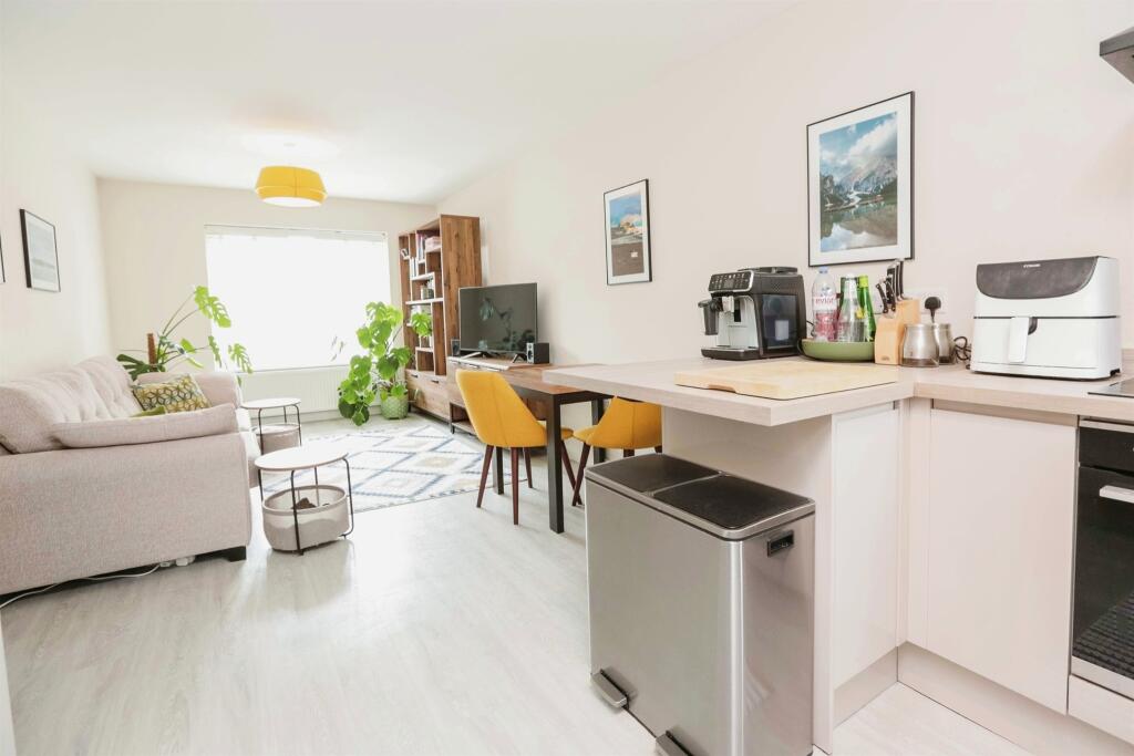 Additional image 4 of York Road, Kings Heath, Birmingham