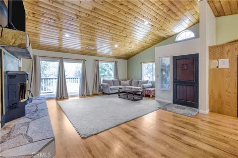 14013 Yellowstone Drive, Pine Mountain Club, CA 93225