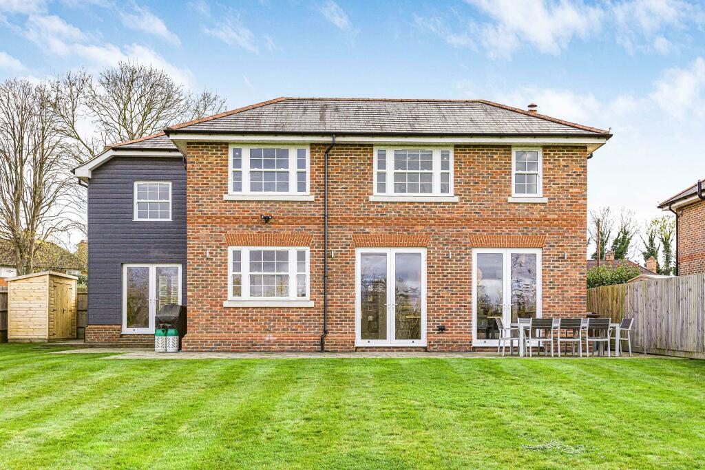 Additional image 41 of Lake View, Frogmore, AL2