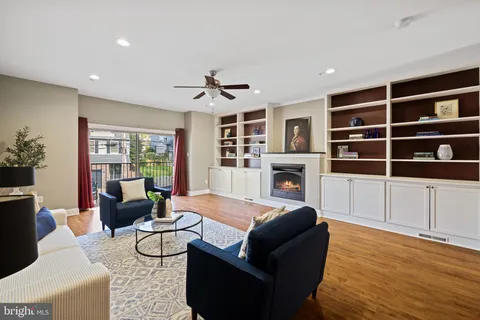 371 Delmar Street Unit B, Philadelphia, PA 19128