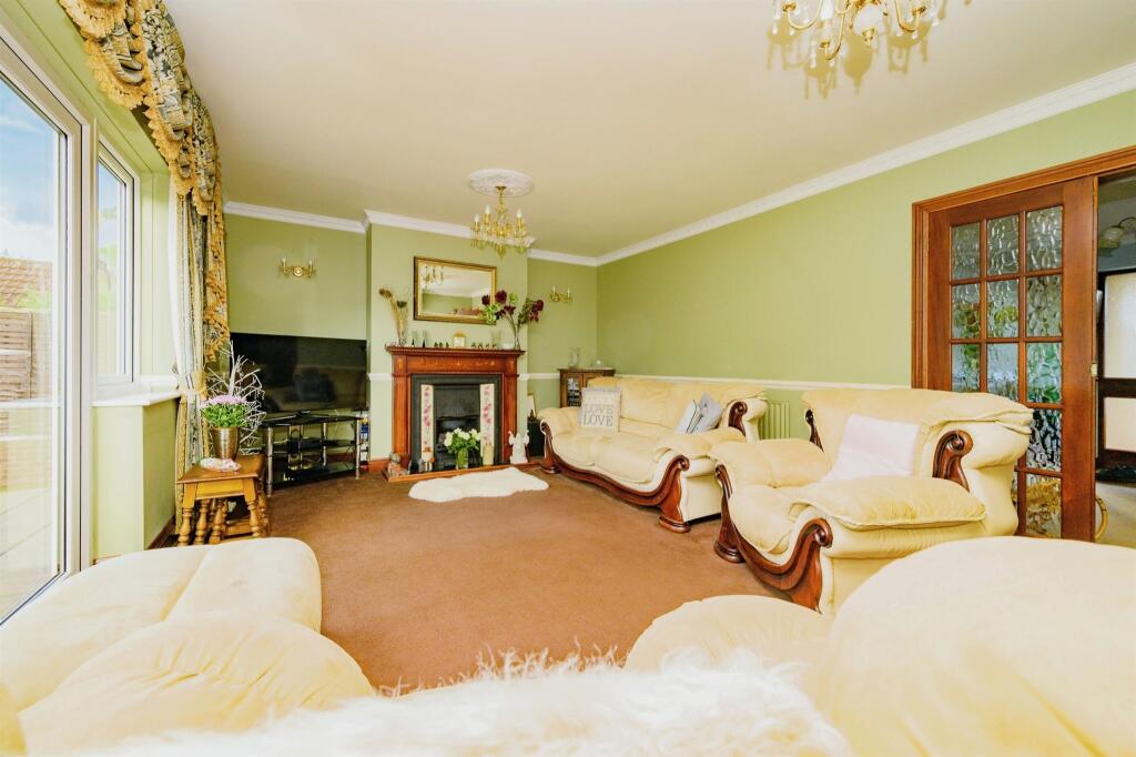 Additional image 6 of Bucknalls Drive, Bricket Wood, St. Albans