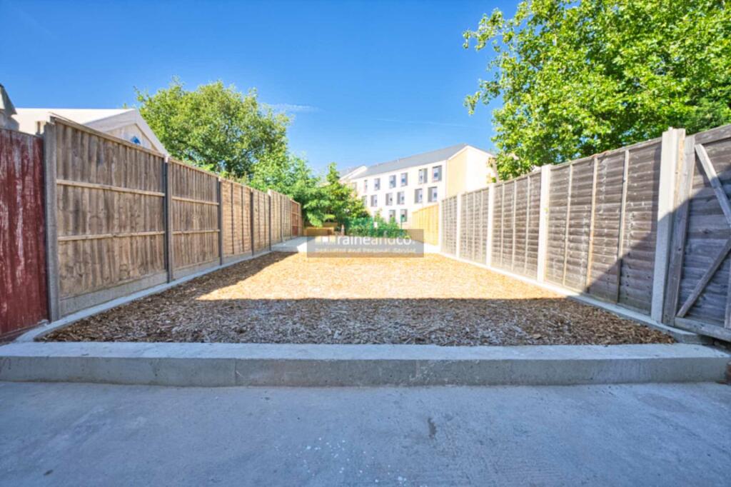 Additional image 19 of Bishops Rise, Hatfield