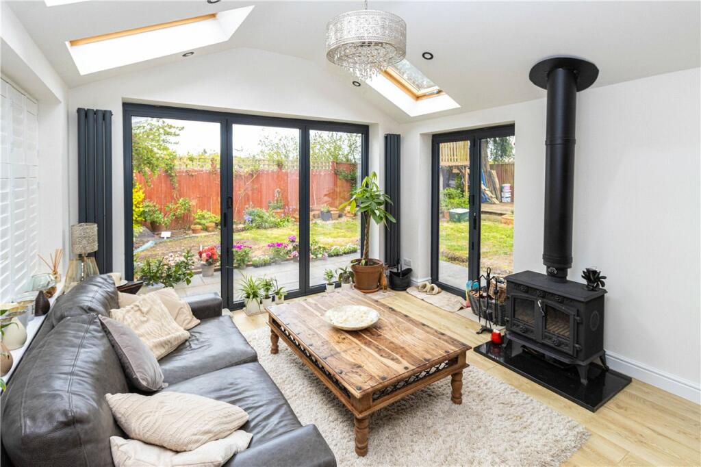 Additional image 8 of Magnolia Close, Park Street, St. Albans, Hertfordshire