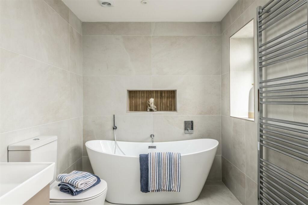 Additional image 28 of Sandridgebury Lane, St. Albans