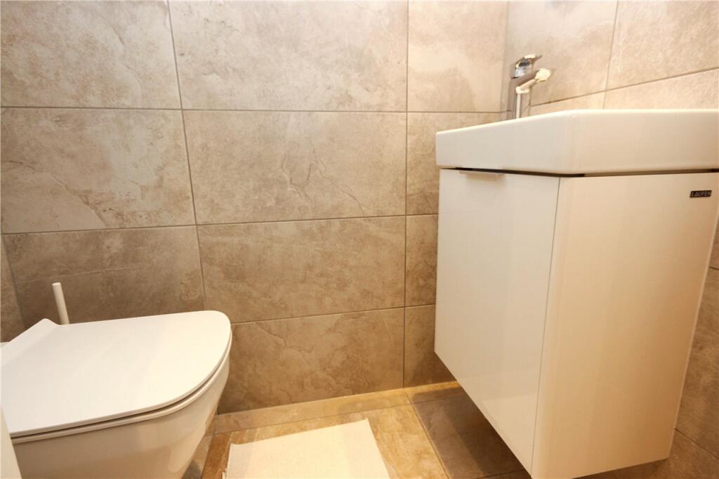 Additional image 5 of Crescent Gardens, St. Albans, Hertfordshire, AL4