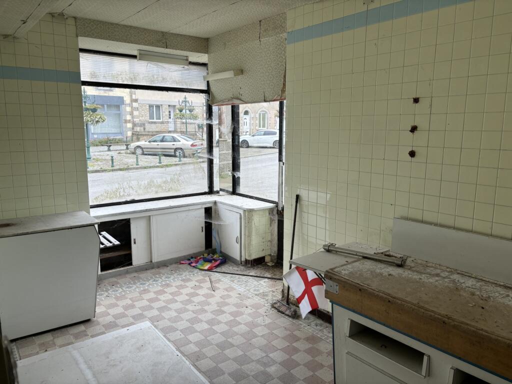 Additional image 2 of 53100 chatillon-sur-colmont, France