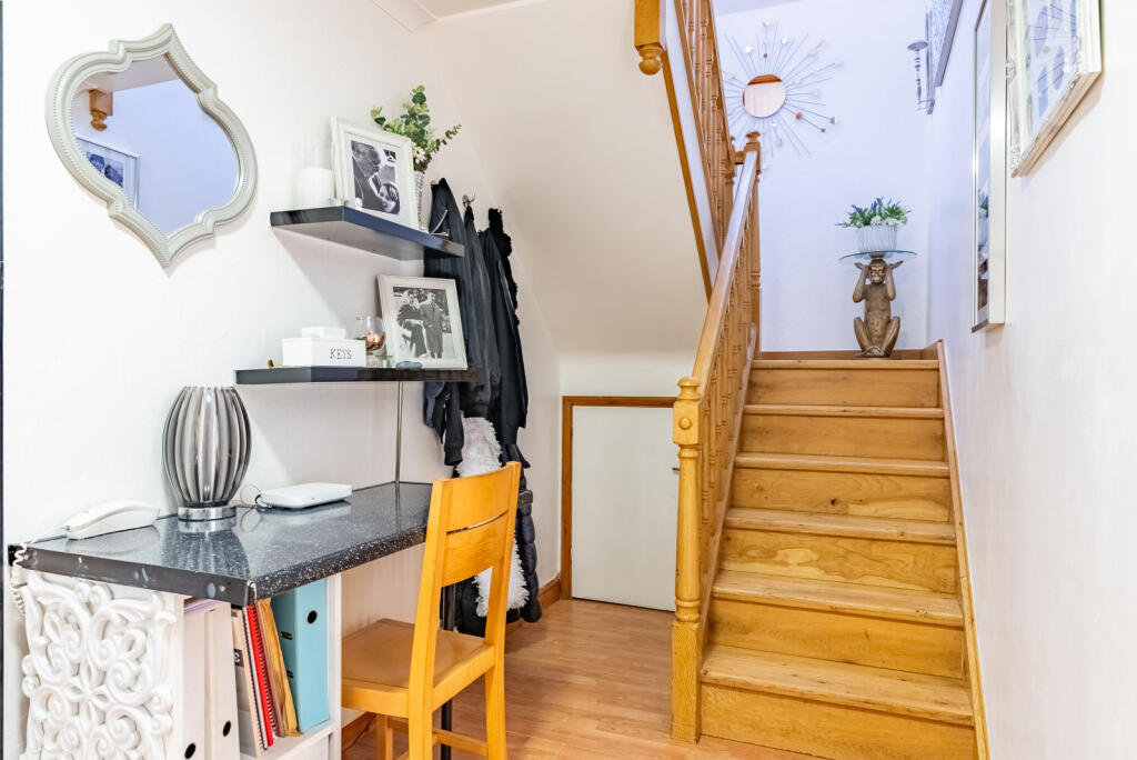 Additional image 7 of Park Street Lane, Park Street, St. Albans, Hertfordshire, AL2