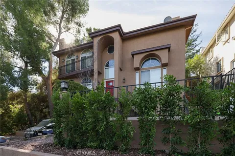 Primary image of 23684 Valley View Road, Calabasas, CA 91302