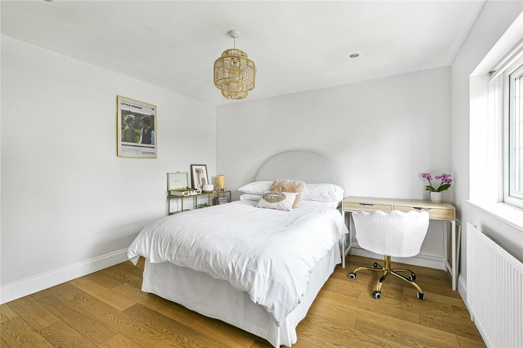 Additional image 16 of Mymms Drive, Brookmans Park, Hertfordshire, AL9