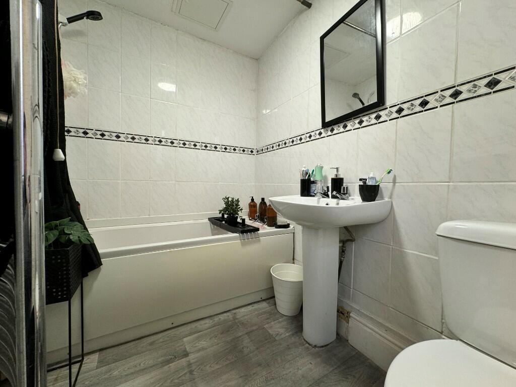 Additional image 7 of The Limes, Daisy Road, Birmingham, B16 - ALL BILLS INCLUDED!