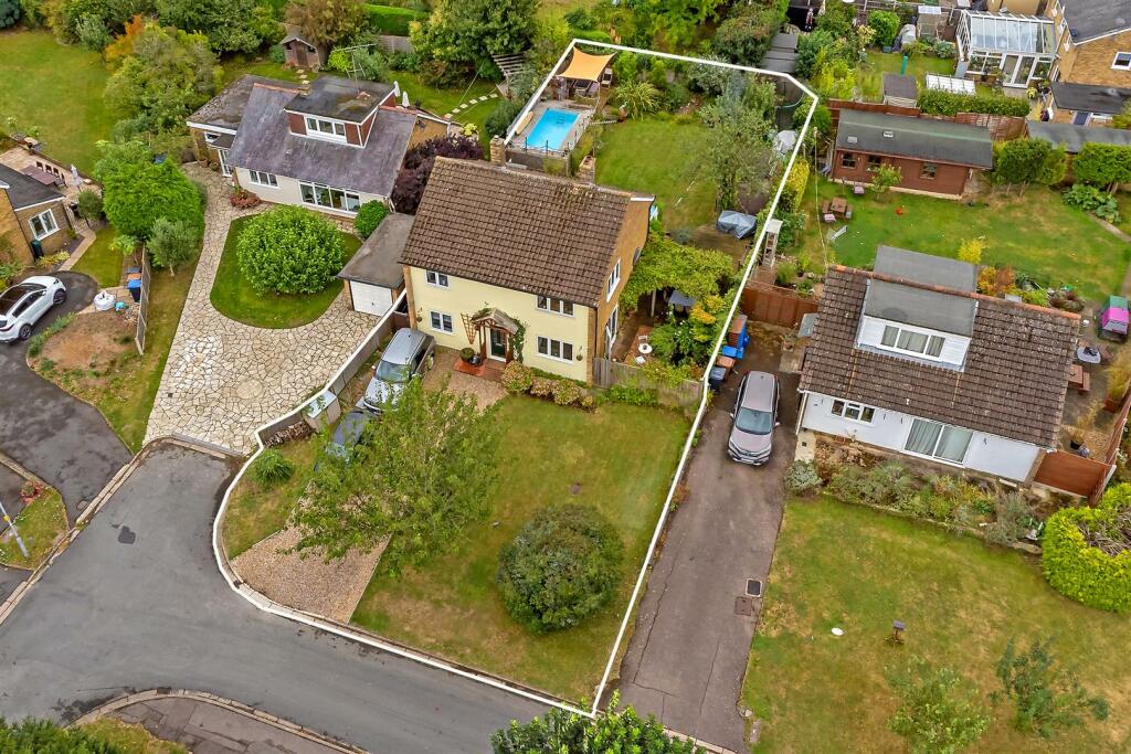 Additional image 17 of Roe Green Close, Hatfield