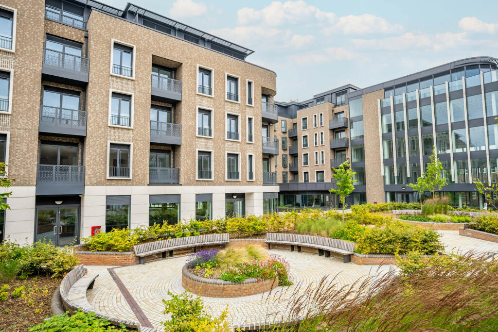 Additional image 10 of Victoria Street, St. Albans, Hertfordshire, AL1