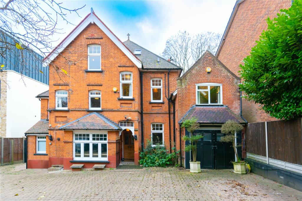 London Road, St. Albans, Hertfordshire