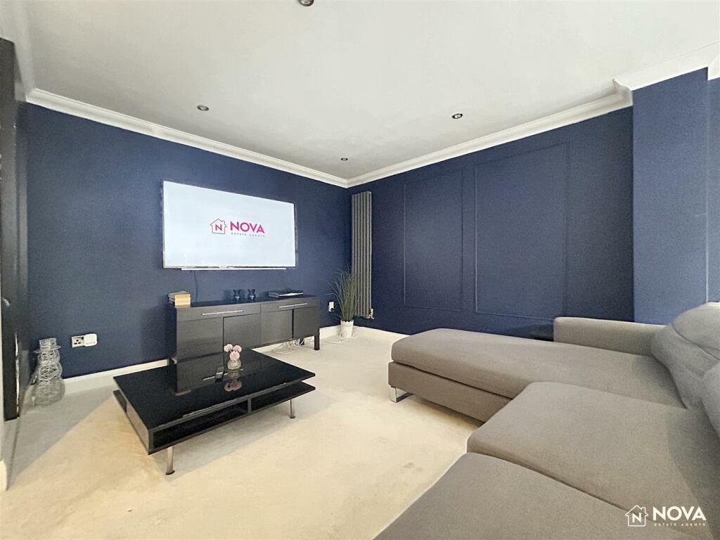Additional image 12 of Ridge Avenue, Harpenden