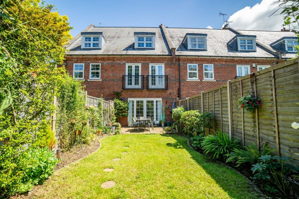 Additional image 20 of Azalea Close, Napsbury Park, St. Albans, Hertfordshire, AL2