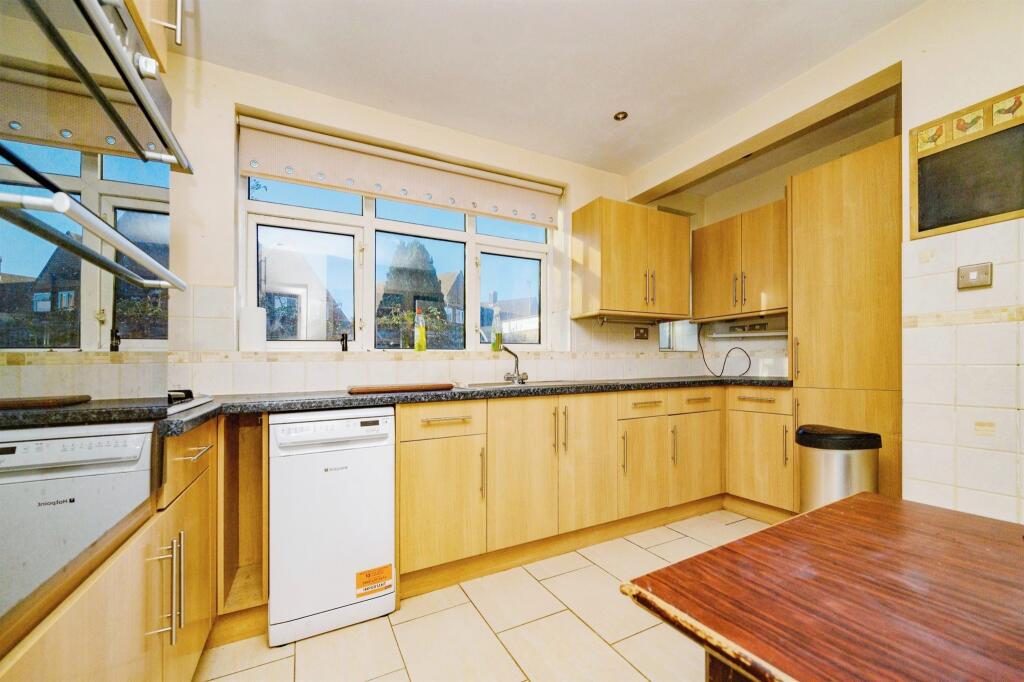 Additional image 16 of Woodcock Hill, Sandridge, St. Albans