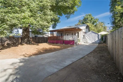 2790 Olive Avenue, Altadena, CA 91001