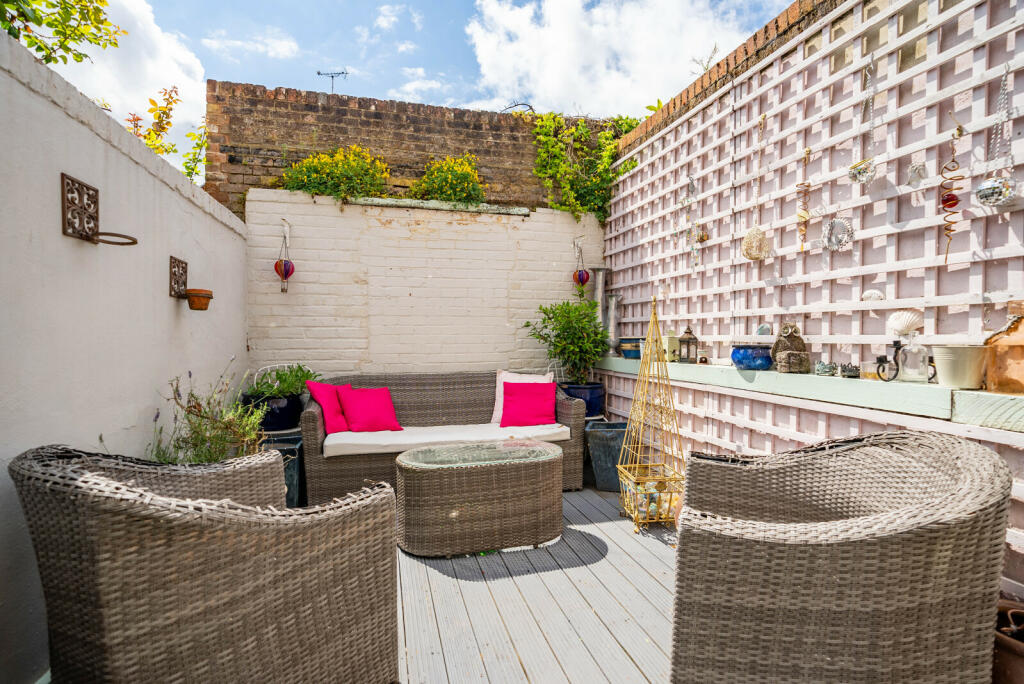 Additional image 3 of High Street, Markyate, St. Albans, Hertfordshire, AL3