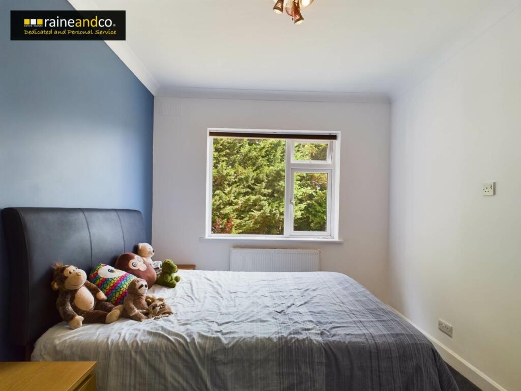 Additional image 13 of Swanland Road, Brookmans Park