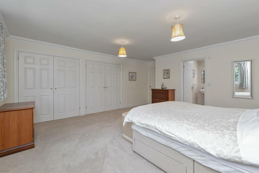 Additional image 29 of Laurelsfield, St. Albans