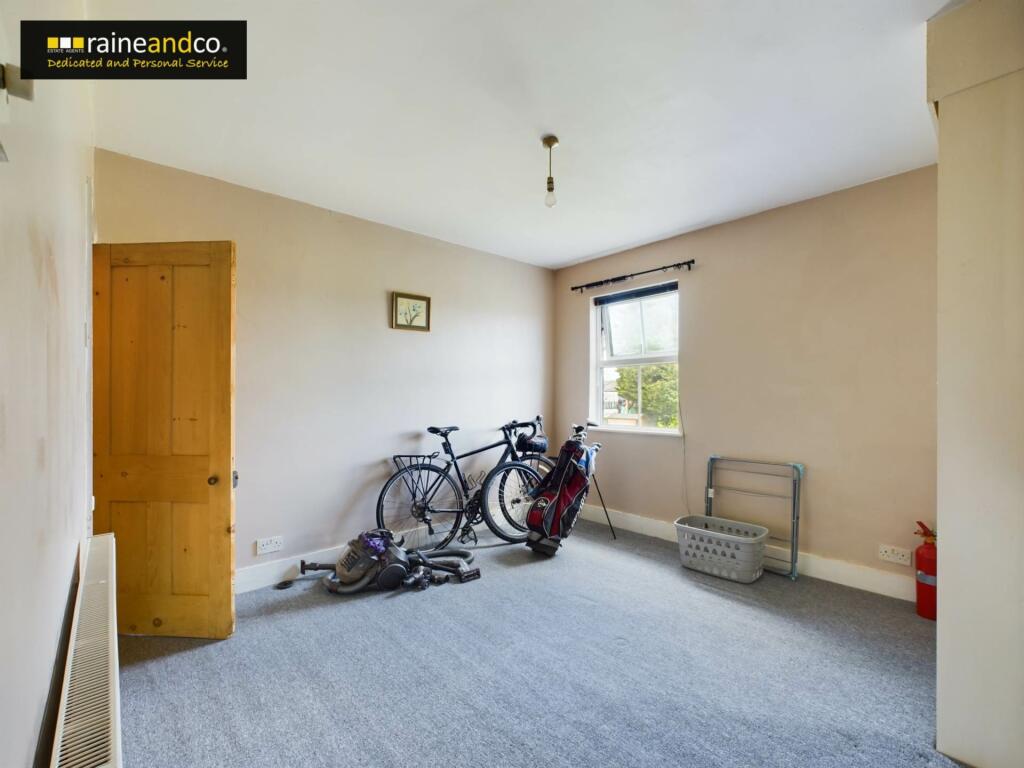 Additional image 7 of Warrengate Road, Brookmans Park