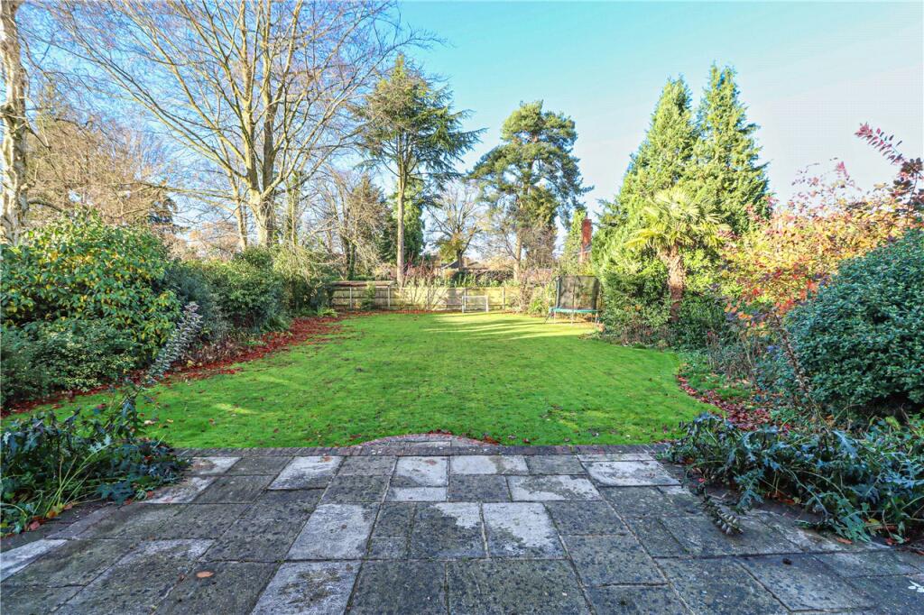 Additional image 19 of Park Avenue North, Harpenden, Hertfordshire