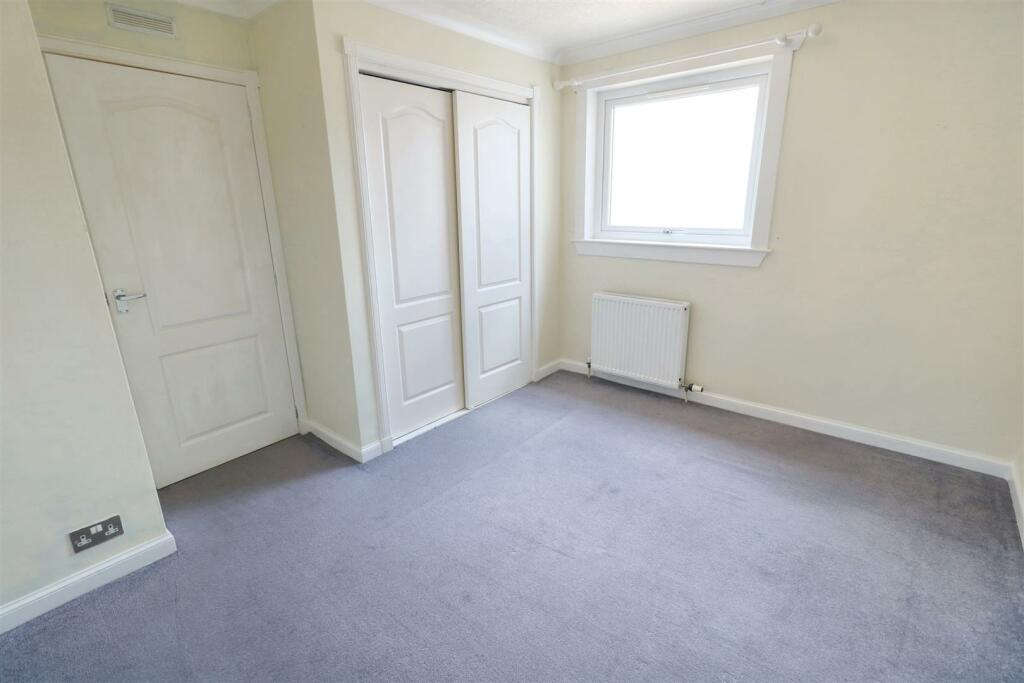 Additional image 8 of 31 Den Crescent, Keith