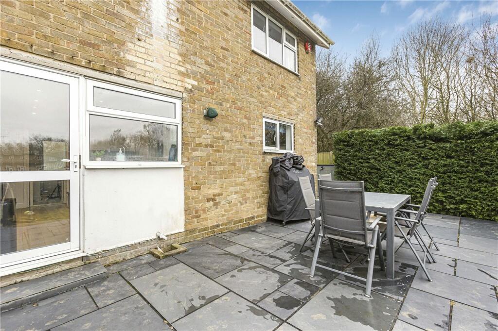 Additional image 18 of Thistle Grove, Welwyn Garden City, Hertfordshire, AL7