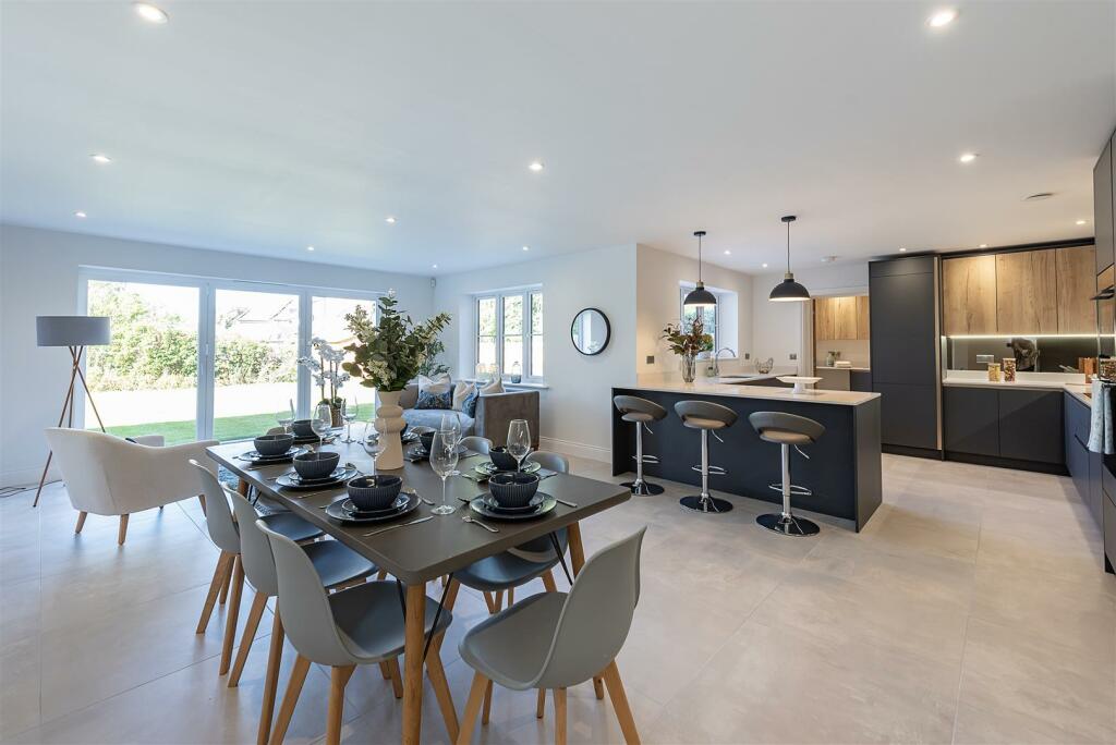 Additional image 5 of Woodstock Road North, St. Albans