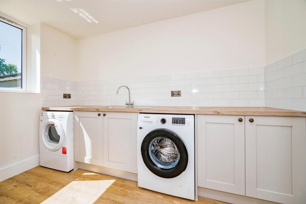Additional image 11 of Hawfield Gardens, Park Street, St. Albans