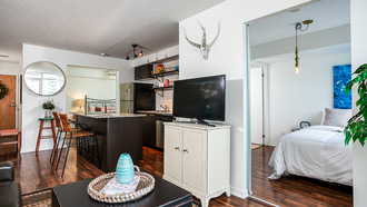 Additional image 4 of 1624-38 Joe Shuster Way