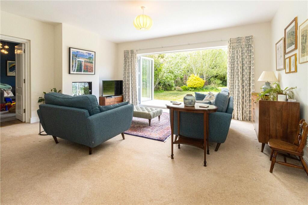 Additional image 5 of The Broadway, Wheathampstead, St. Albans, AL4