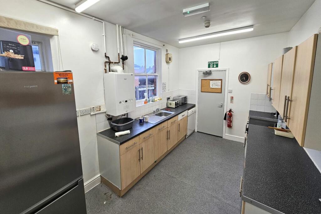 Additional image 4 of 9 Oakfield Road, Balsall Heath, Birmingham, West Midlands, B12 9PX