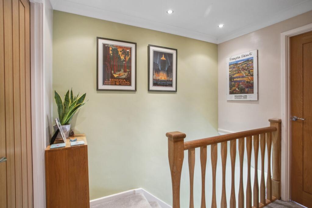 Additional image 11 of Parsons Close Flamstead AL3