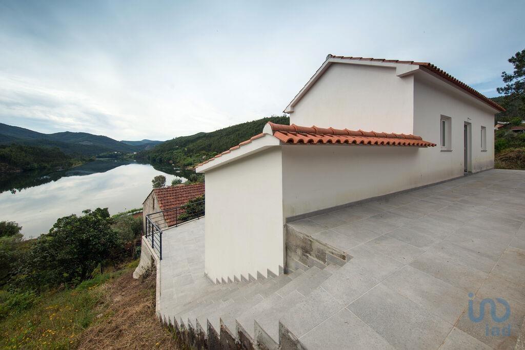 Additional image 2 of Leiria, Campelo, Portugal