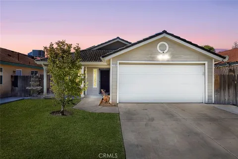 Primary image of 2185 N Antioch Avenue, Fresno, CA 93722