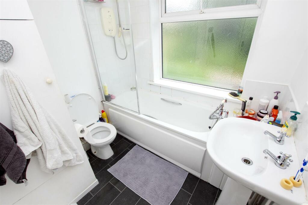 Additional image 9 of Warwards Lane, Birmingham