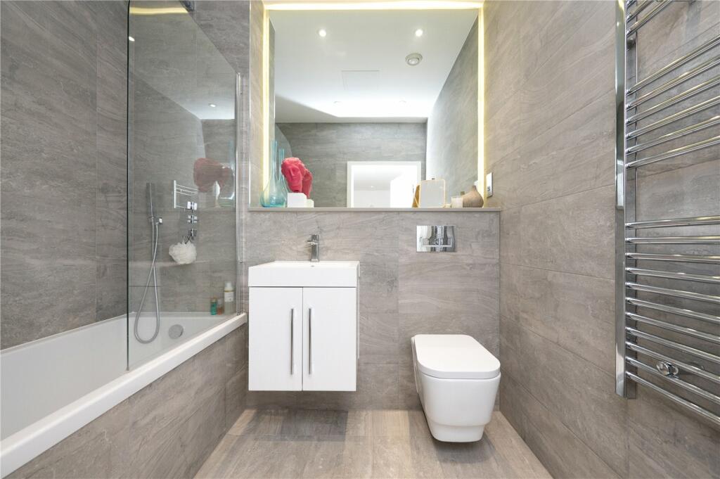 Additional image 7 of Flat 21, Ziggurat House, 25 Grosvenor Road, St. Albans, Hertfordshire