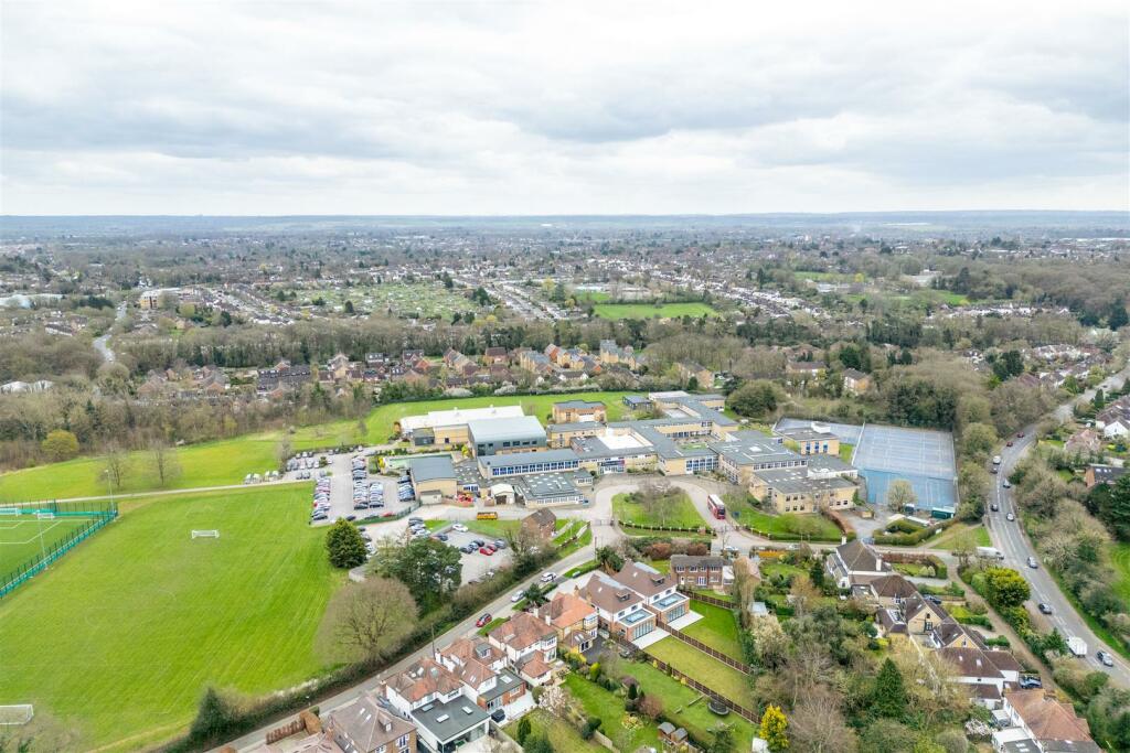 Additional image 60 of Sandridgebury Lane, St. Albans