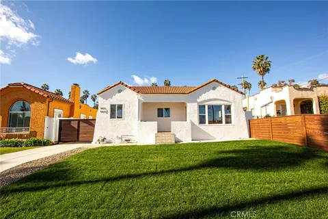 5423 S Harcourt Avenue, Los Angeles, CA 90043