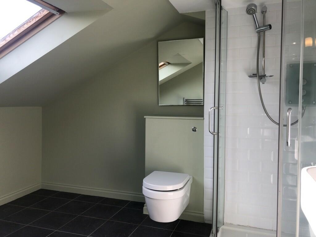 Additional image 22 of Leslie Road