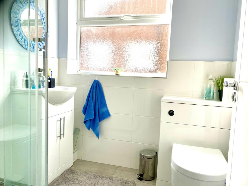 Additional image 11 of Pooleys Lane, Welham Green