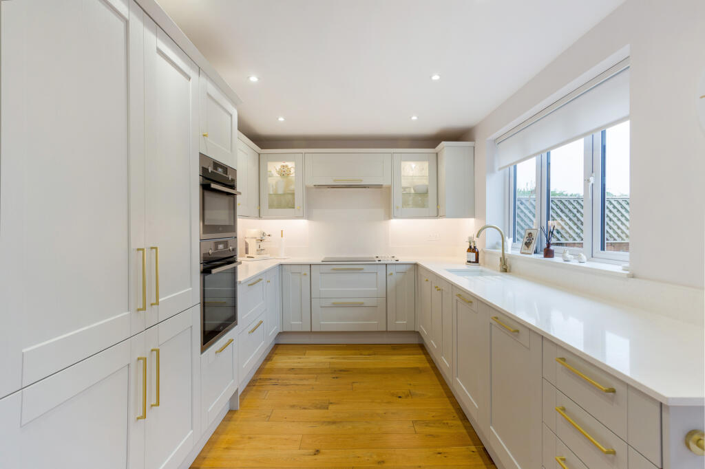 Additional image 5 of Manor Road, Wheathampstead, AL4