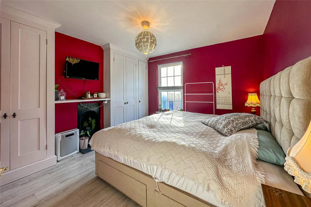 Additional image 9 of Park Street, St. Albans, Hertfordshire, AL2