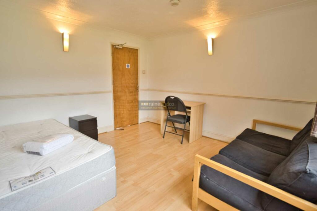 Additional image 9 of Oak Grove, Hatfield